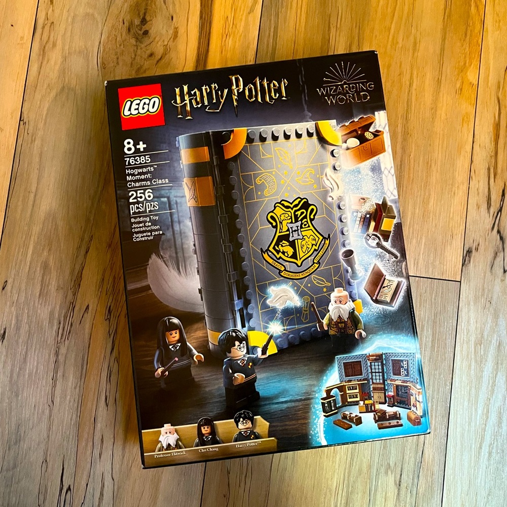 LEGOS Harry Potter: Hogwarts Moment Charms Class
